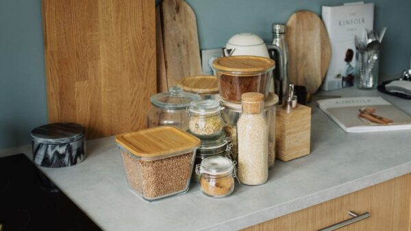 Jak pozbyć się moli z kuchni?